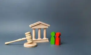 Difference between insolvency lawyers and insolvency practitioners?