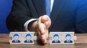 What does it mean to dissolve a company?