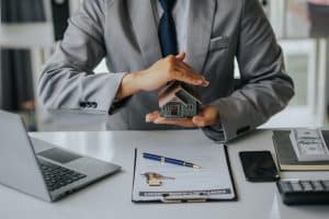 what is Commercial property finance