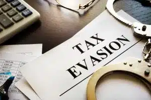 difference between Tax avoidance and tax evasion